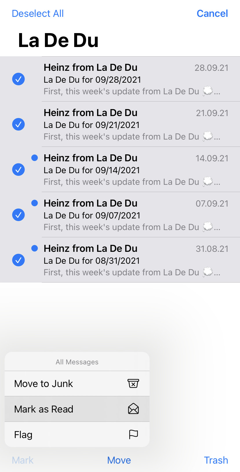 Mark all emails as read on an iPhone