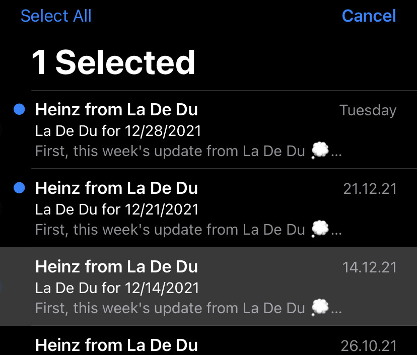 Tap with two fingers to start selecting multiple emails in iPhone Mail