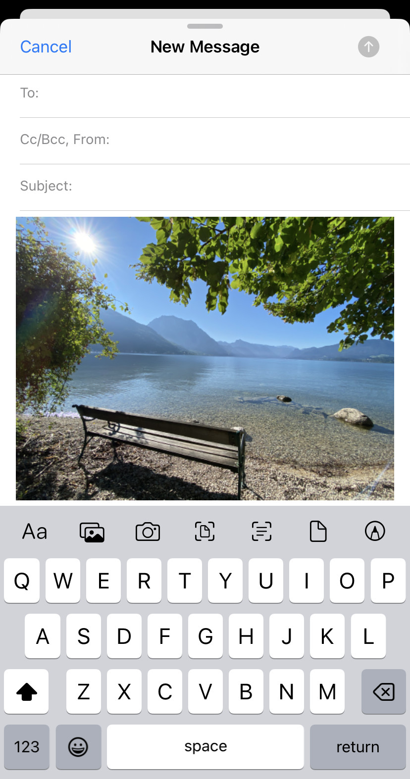 Insert an image in an email with iPhone Mail